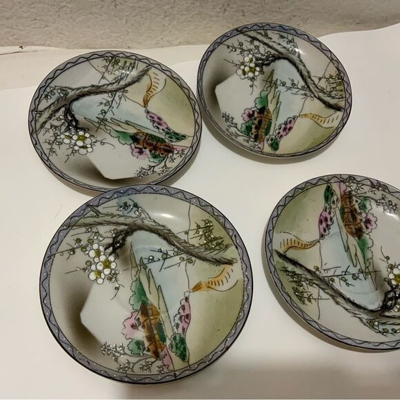 Vintage, Hand Painted Japanese saucers  lot of 4 Antique 5.5” - Picture 1 of 5